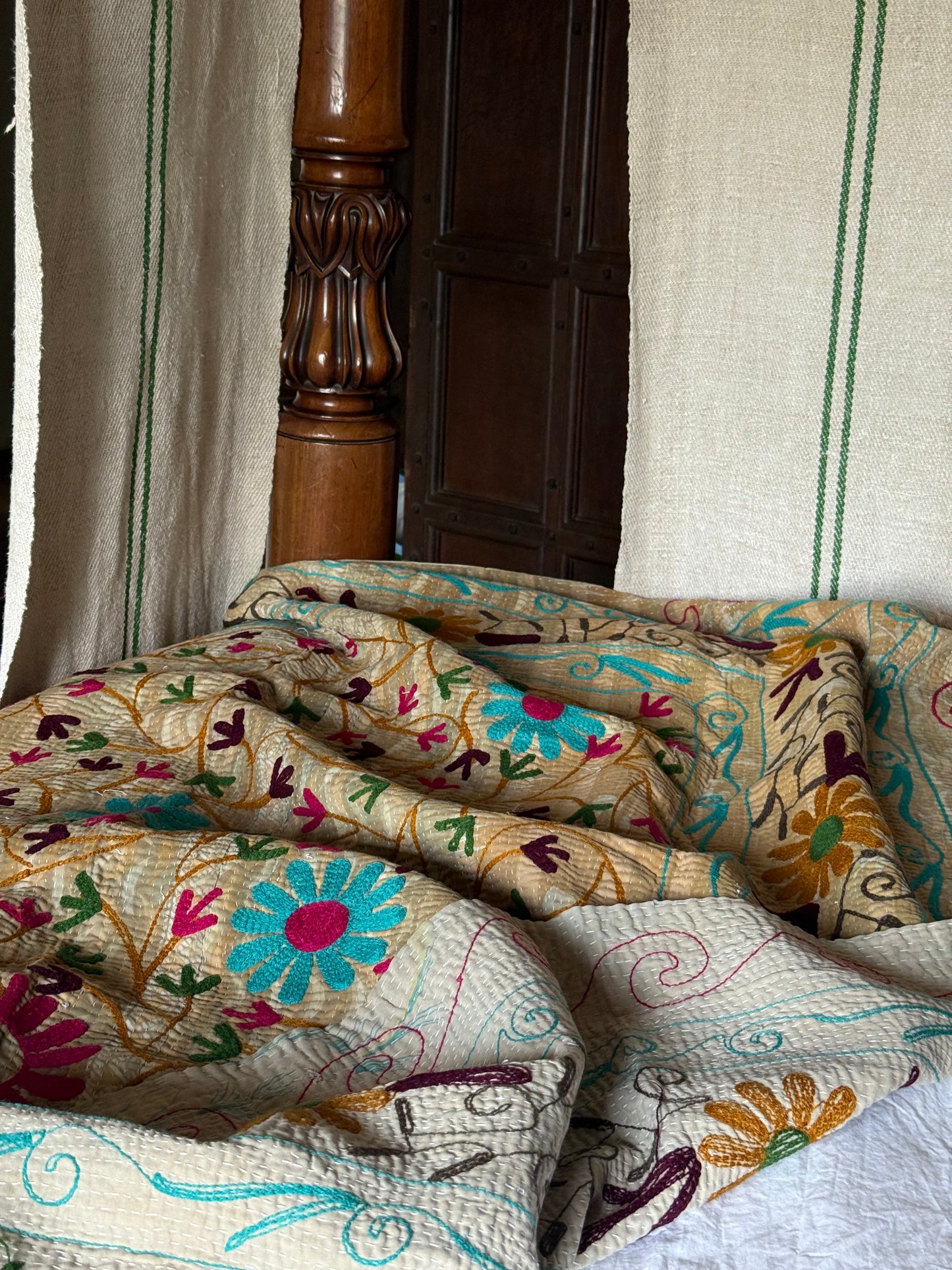 SUZANI Kantha Quilt ~ Alice