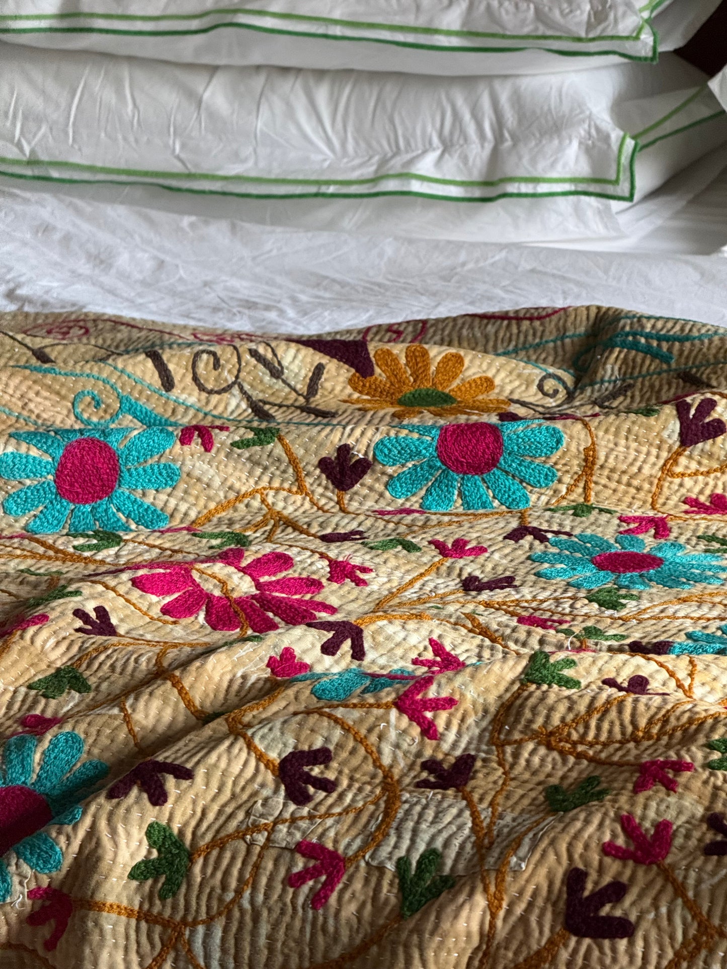 SUZANI Kantha Quilt ~ Alice