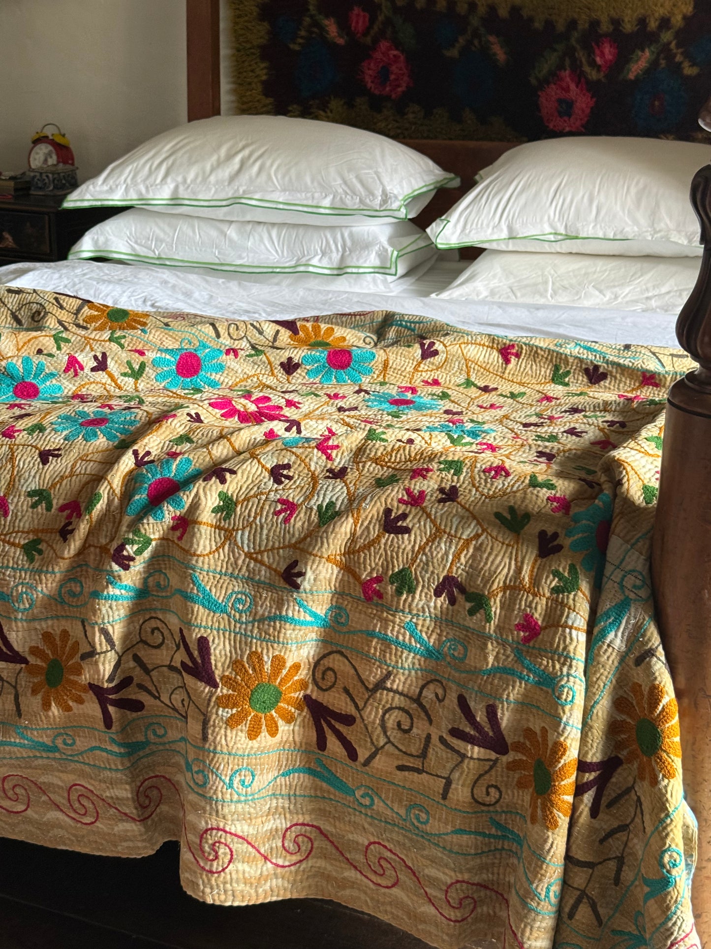 SUZANI Kantha Quilt ~ Alice