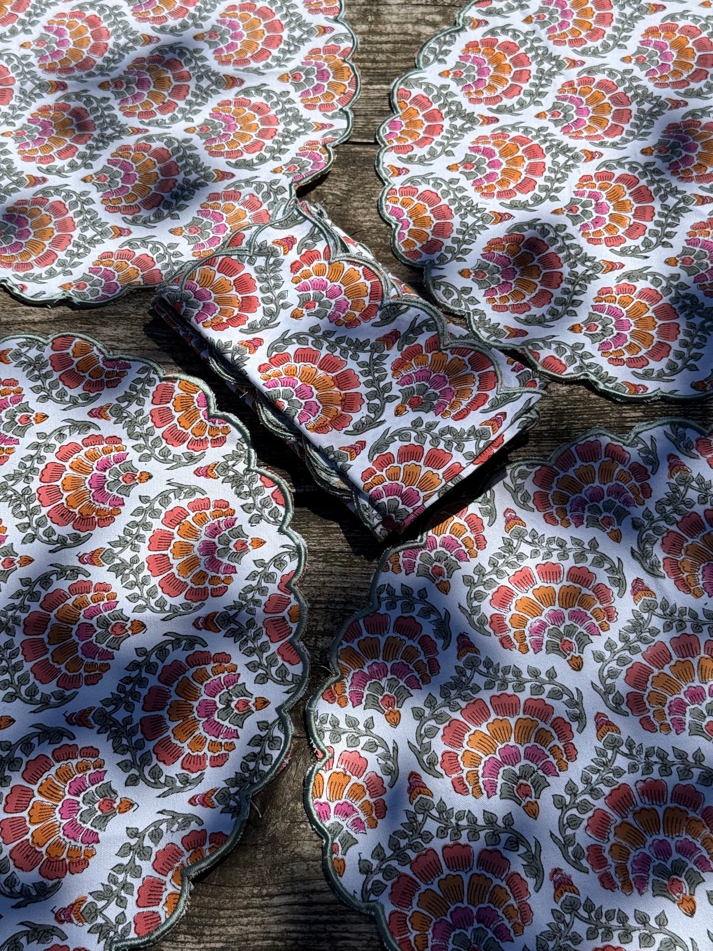 Limited Edition ~ Set of 4 table mats and napkins