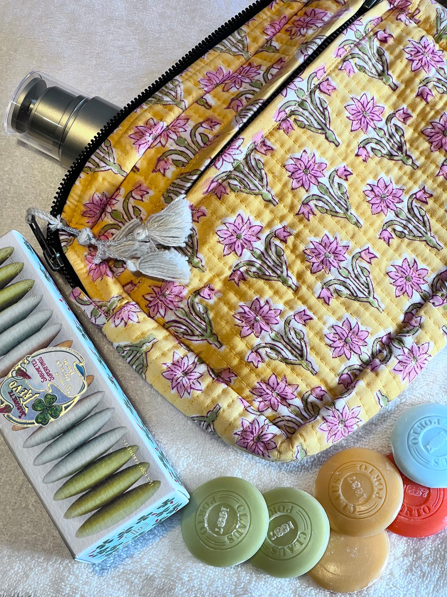 Beauty Bag ~ Delilah