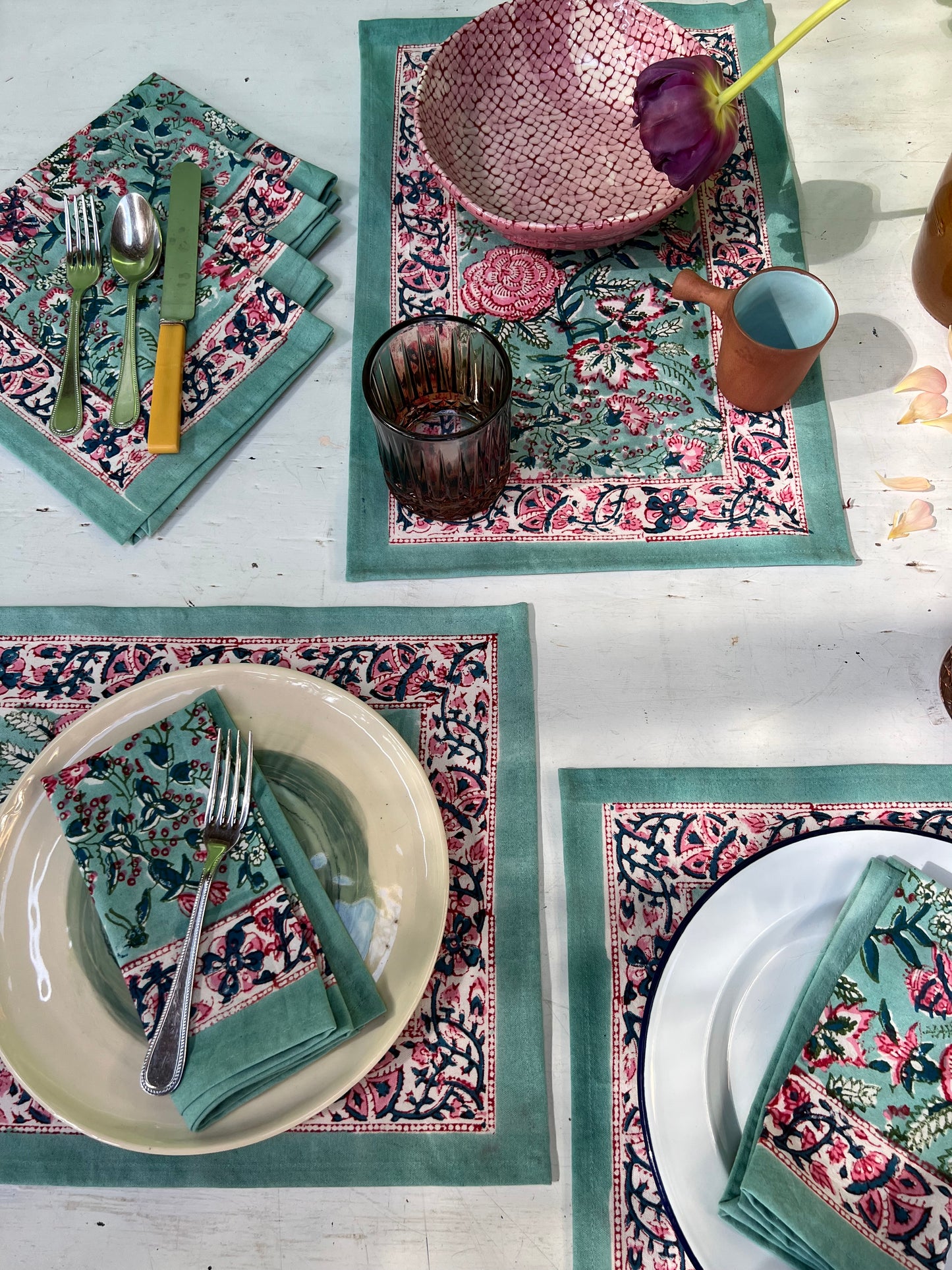 Table Linen ~ Placemats and Napkin x 6 ~ Aqua