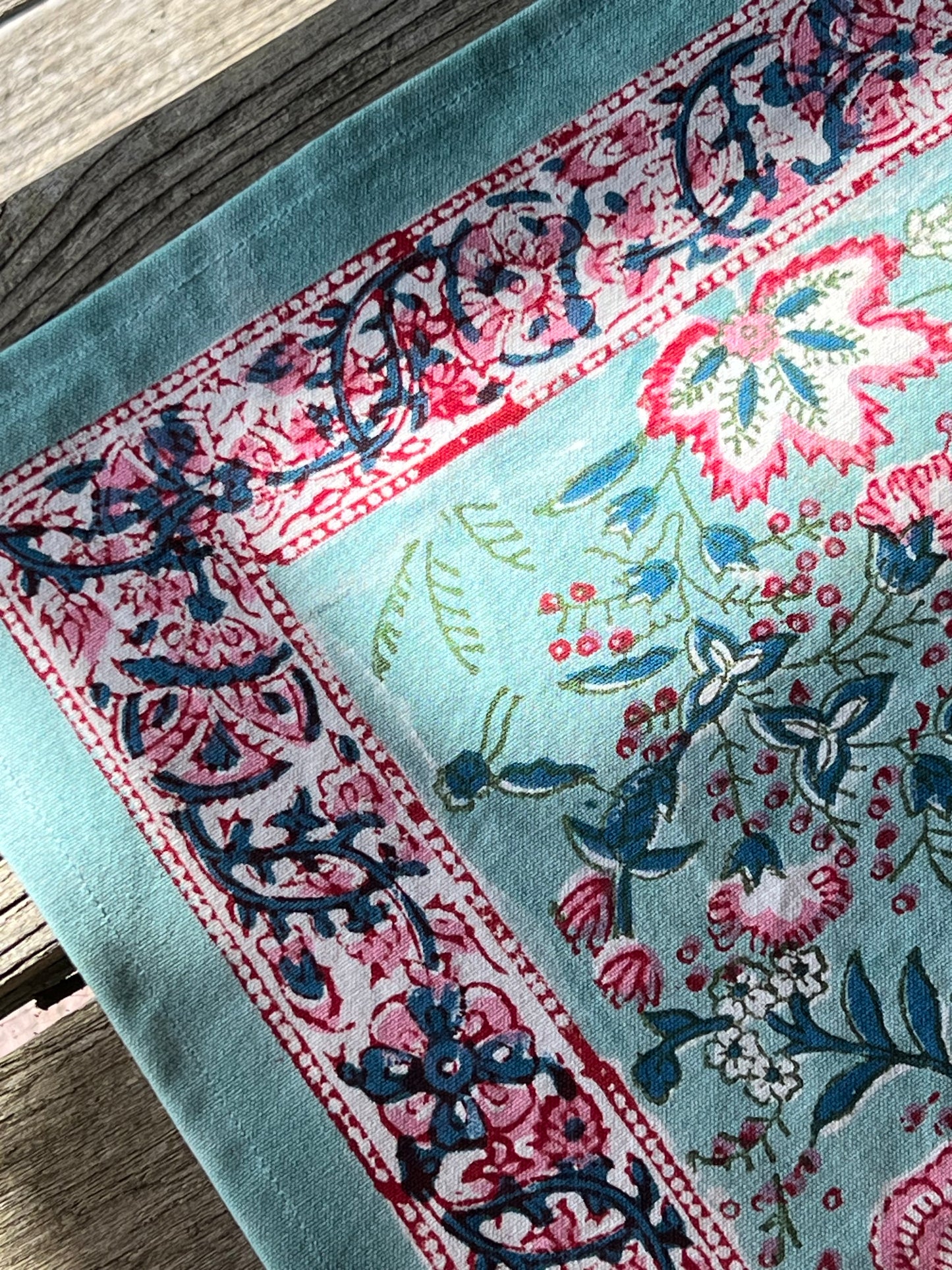 Table Linen ~ Placemats and Napkin x 6 ~ Aqua