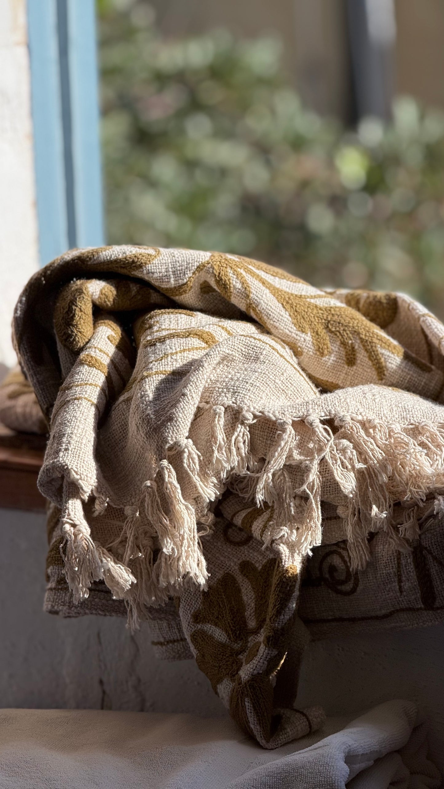 SUZANI Natural Collection ~ SUZANI Throw