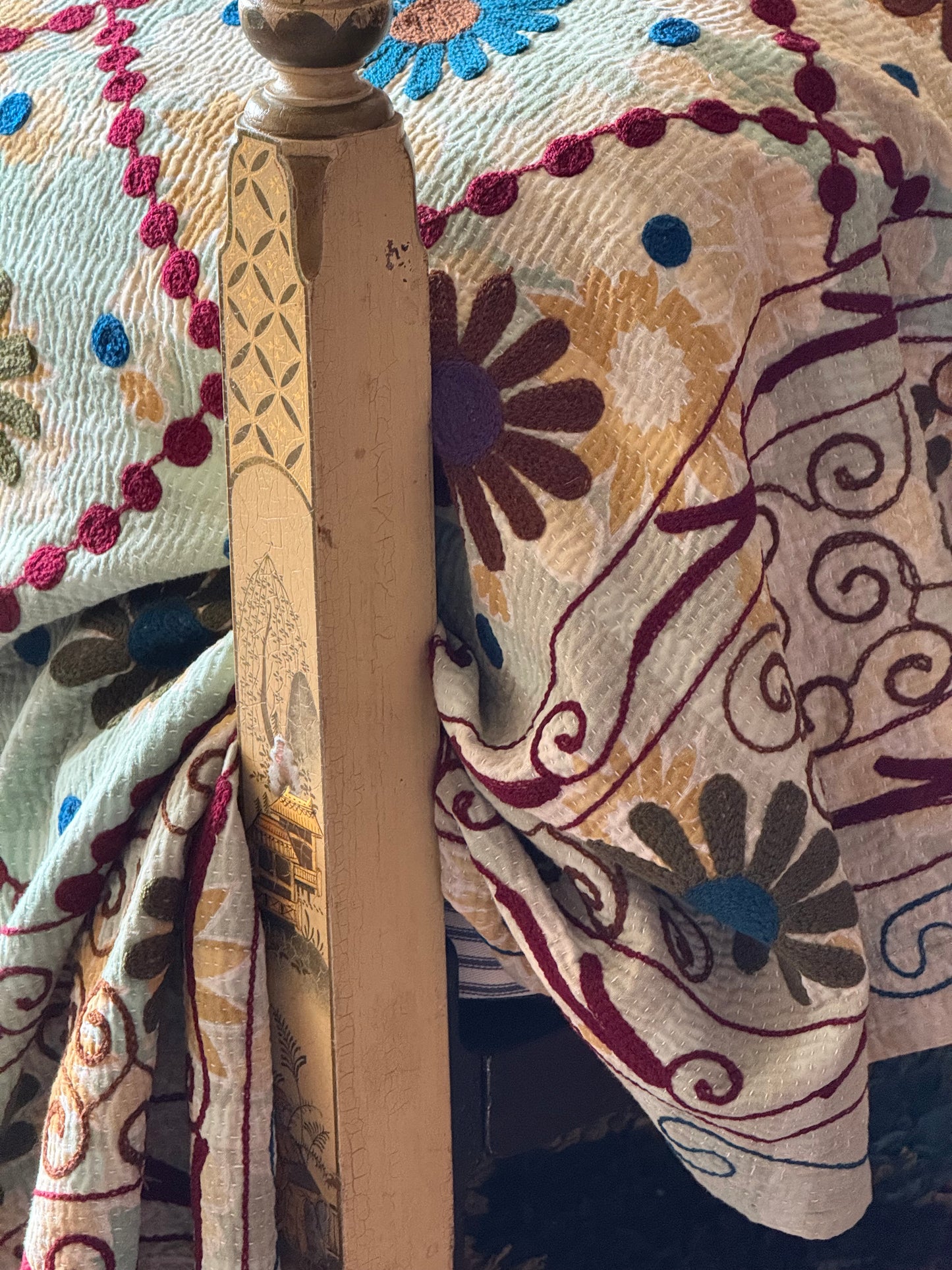 SUZANI Kantha Quilt ~ Cleo