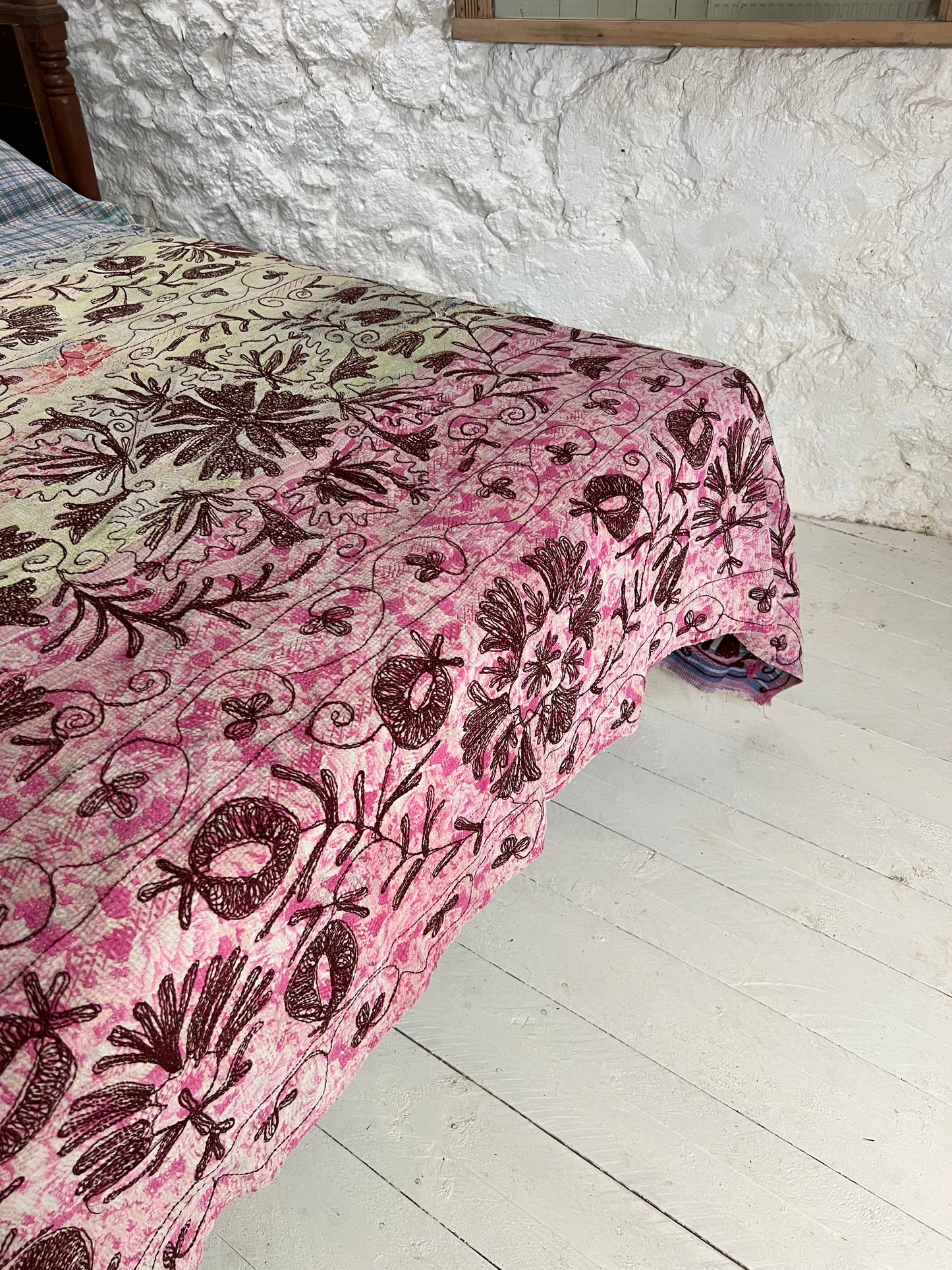 SUZANI Kantha Quilt ~ Mulberry