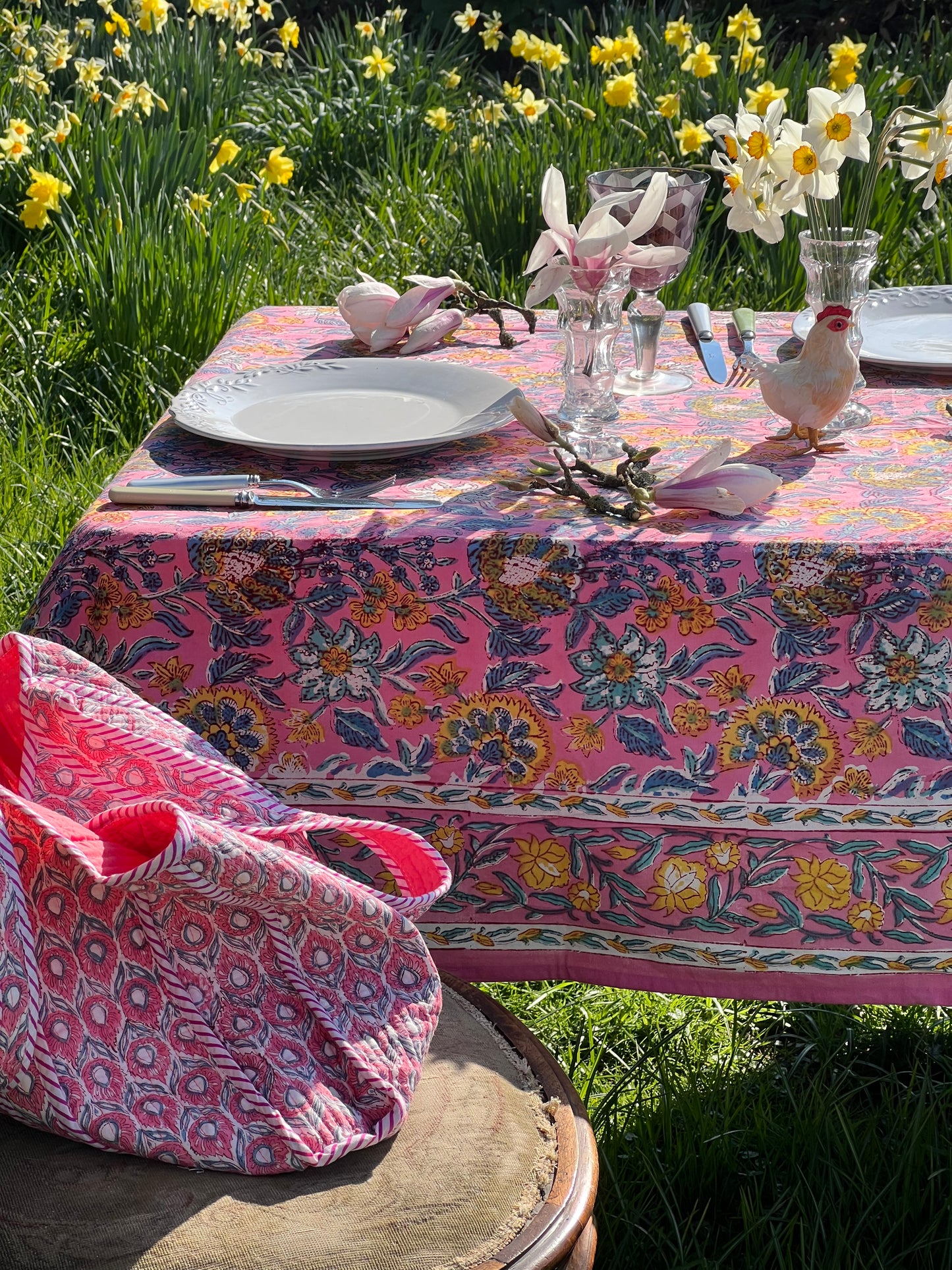 Table Linen ~ Medium ~ Posey