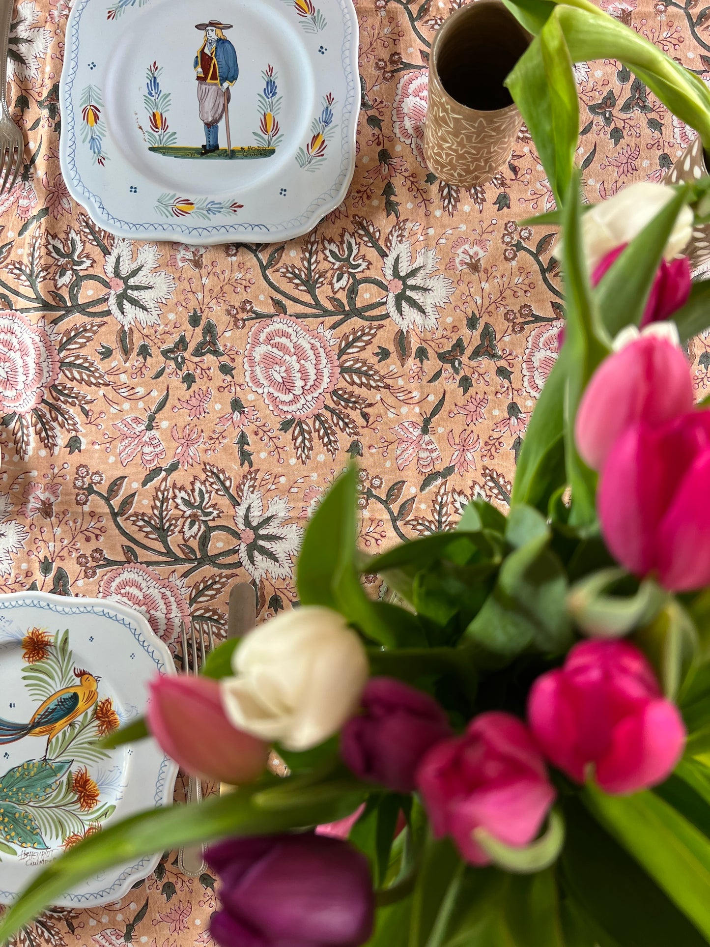 Delilah Table Linen ~ Calamine