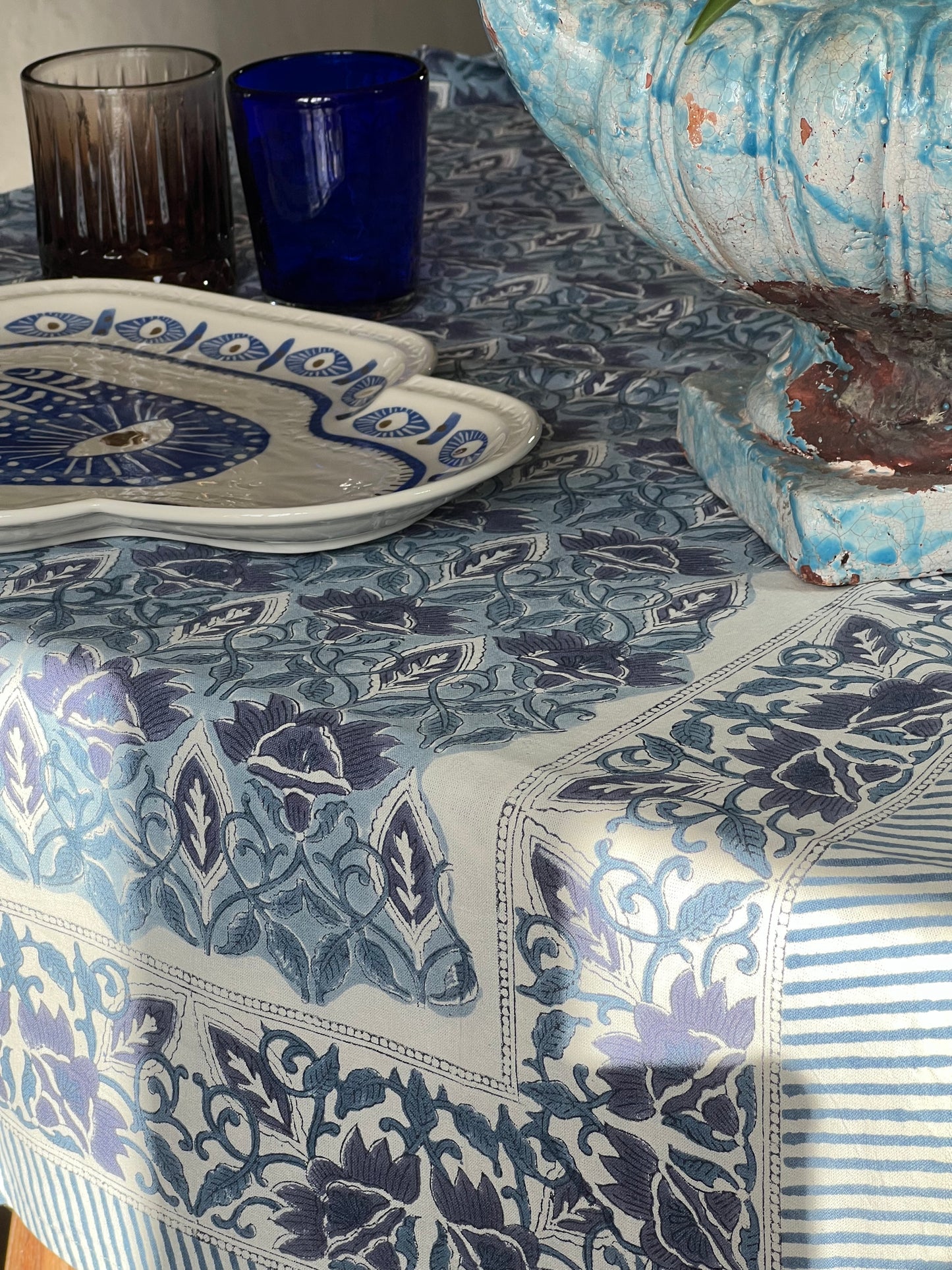 Delilah Table Linen ~ Indie ~ 150 x 200 cms