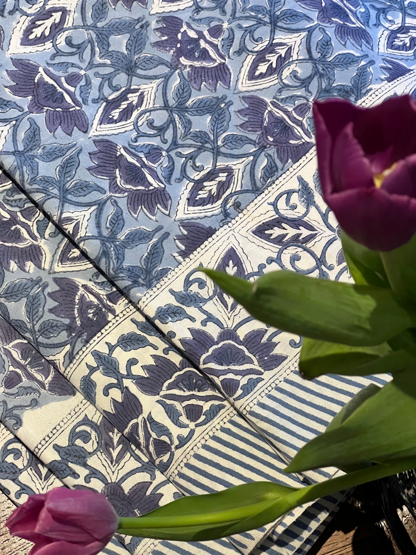 Delilah Table Linen ~ Indie ~ 150 x 200 cms