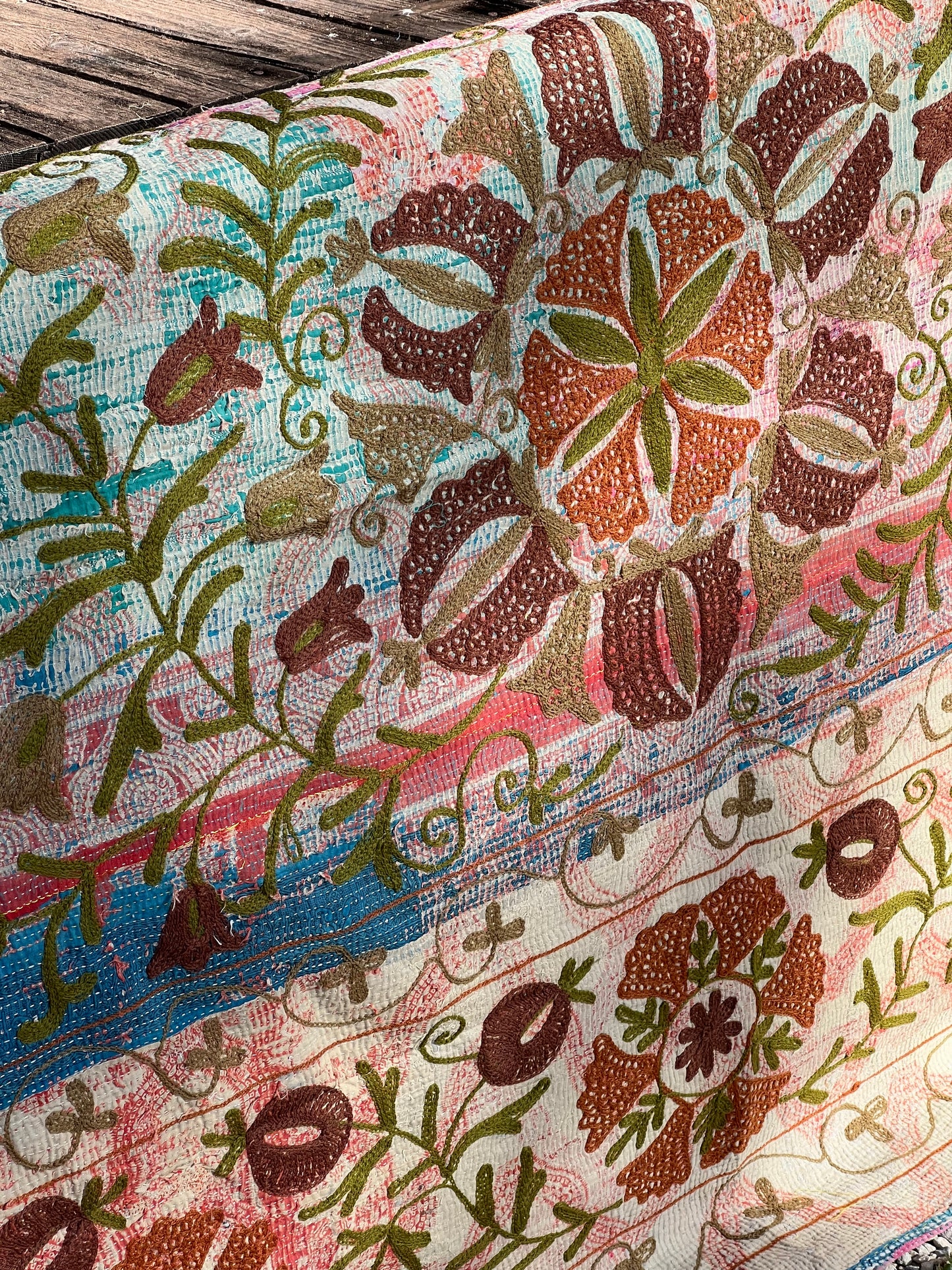 SUZANI Kantha Quilt ~ Winnie