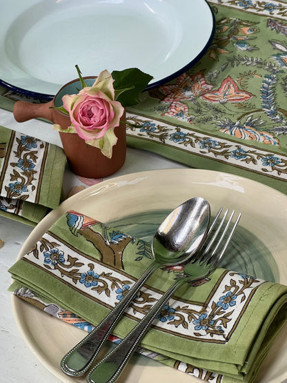 Table Linen ~ Place Mats and Napkin x 6 ~ Olive