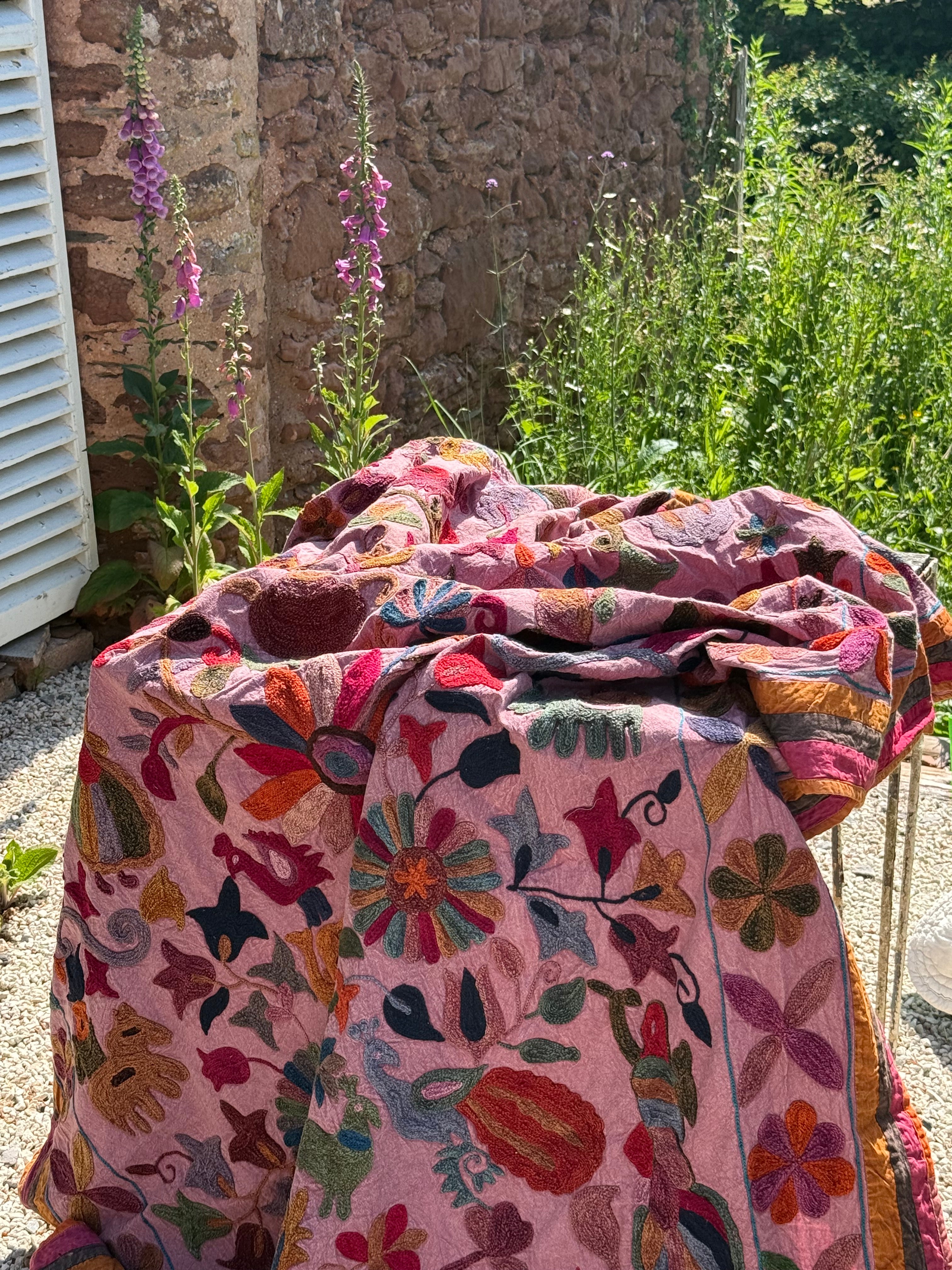 Folk SUZANI Quilt ~ desert rose
