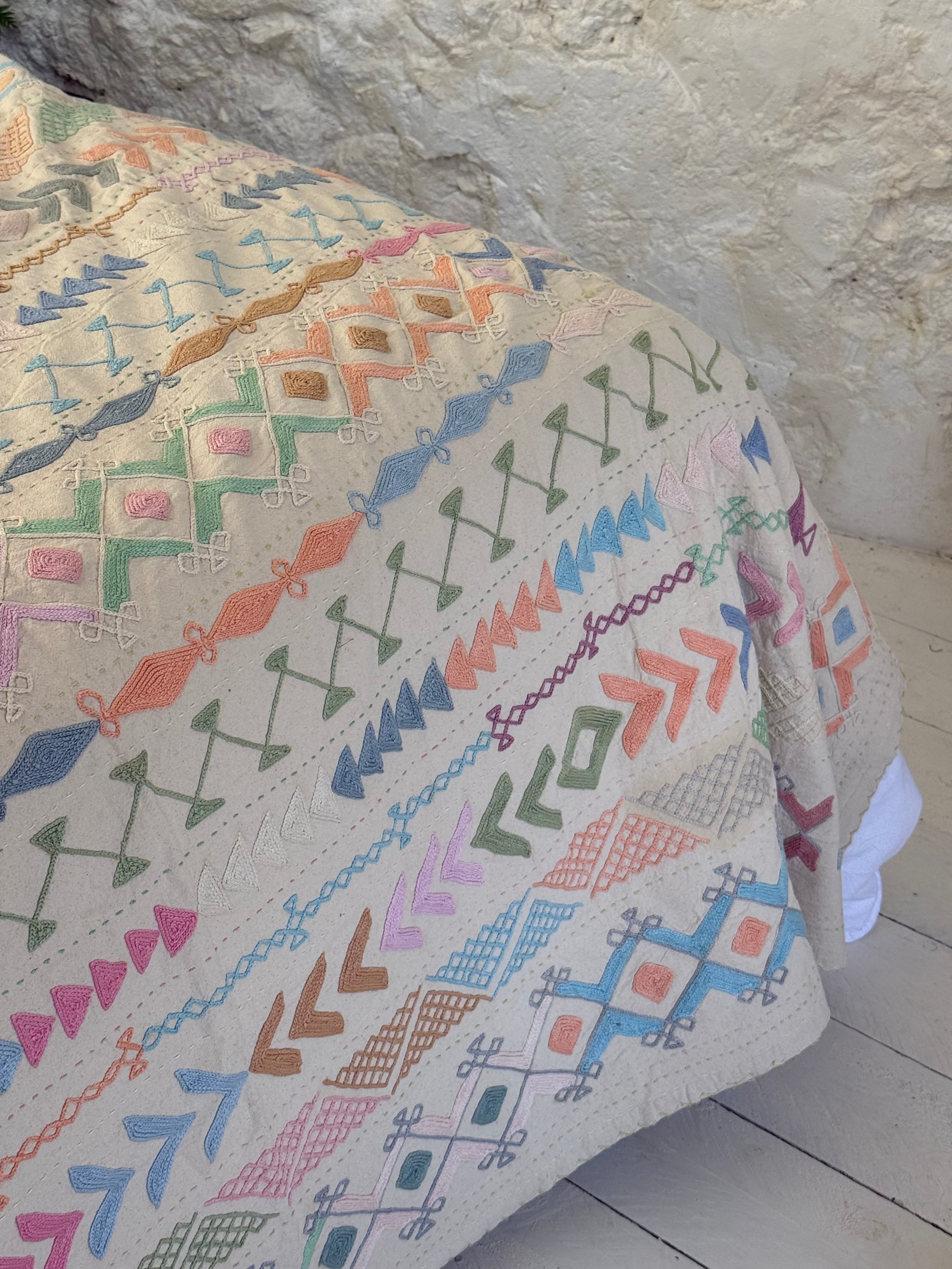 Cross Stitch Folk SUZANI