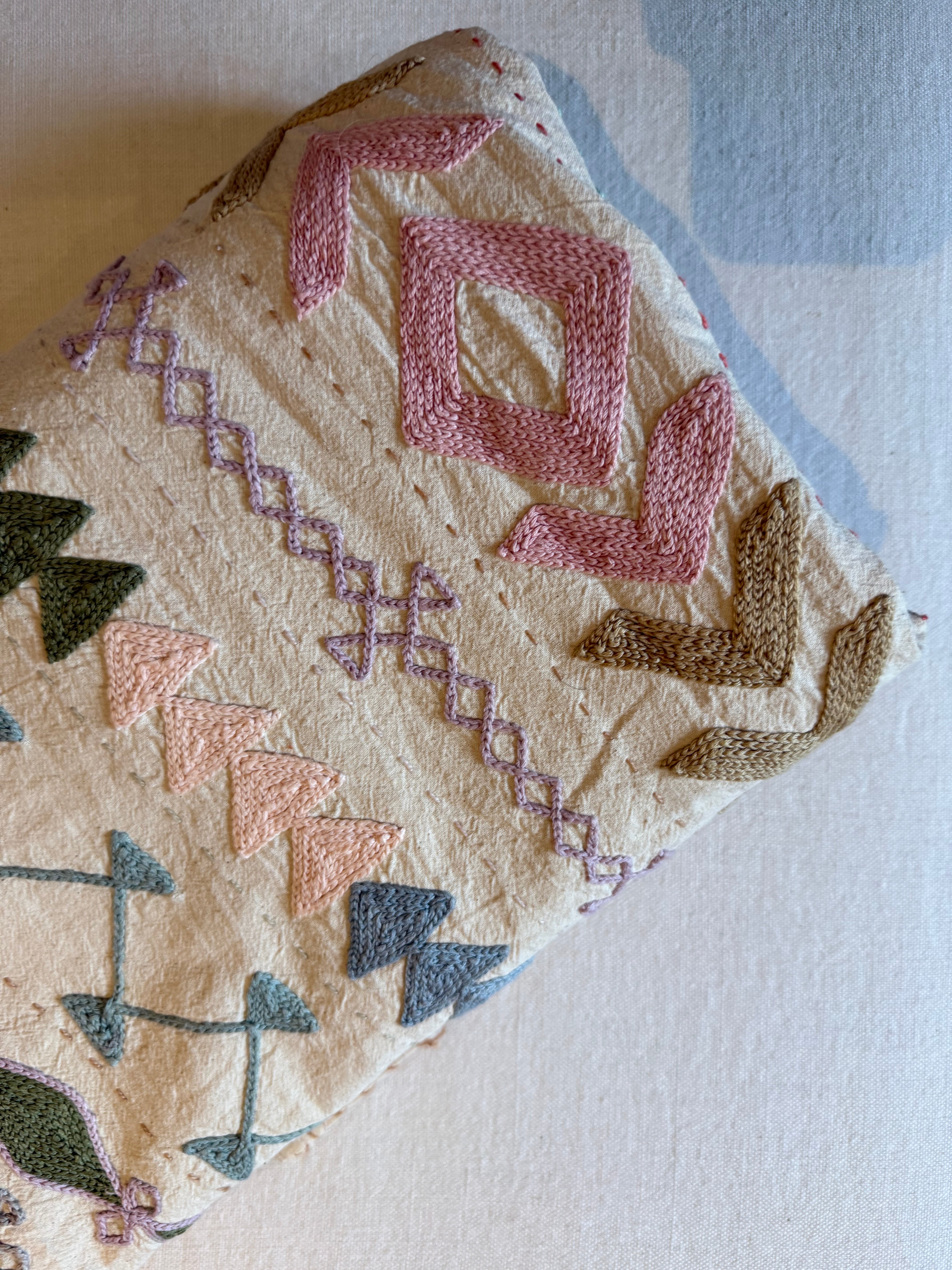 Cross Stitch Folk SUZANI
