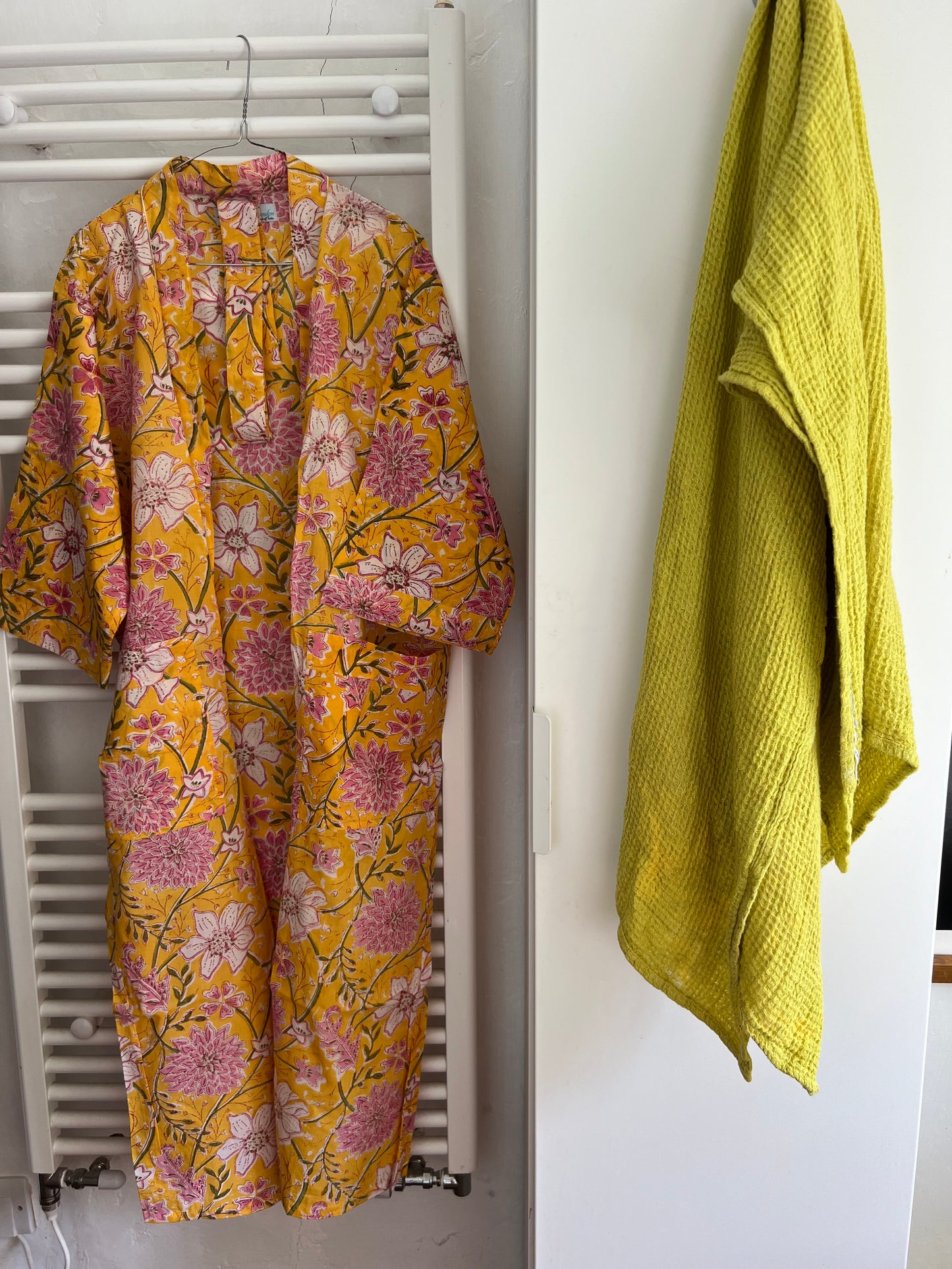 Bath Robes  ~ Kimono Style ~ Assorted Prints ~ ( Pyjamas )