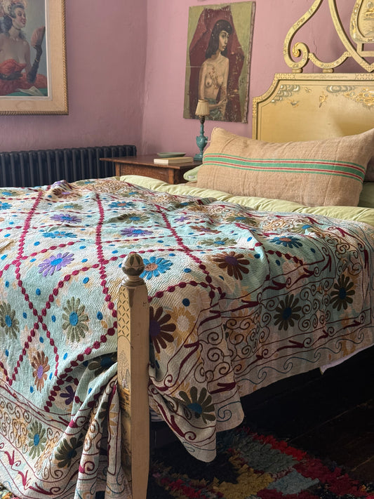 SUZANI Kantha Quilt ~ Cleo